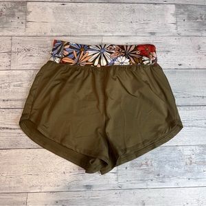 SO Olive Green Floral Print Spandex Shorts Size S